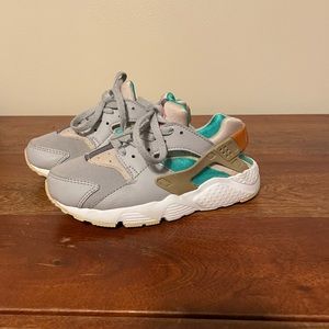 Nike huarache unisex